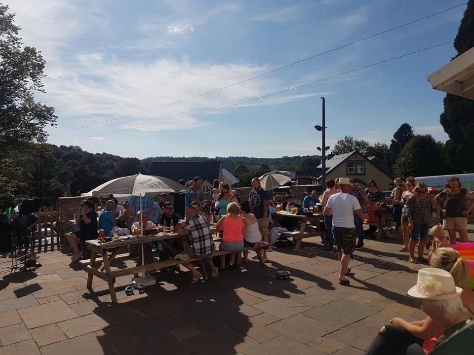 White Hart Inn Cinderford Экстерьер фото